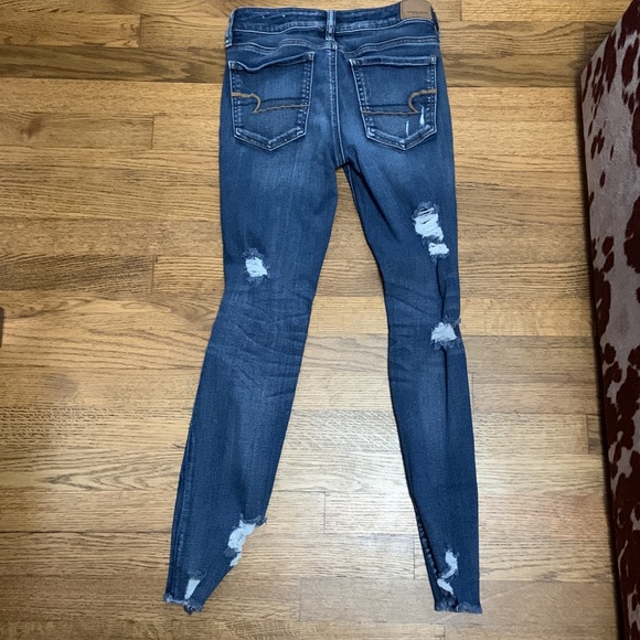 American Eagle Ripped Jeggings Crop Size 6 - Picture 4 of 4